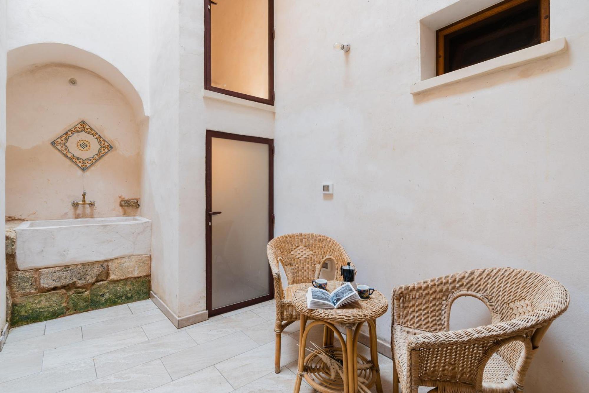 Dimora Tizzi - Boutique Apartment - By Just Houses Srl Alessano Exterior photo